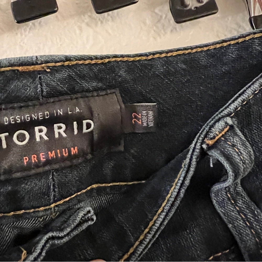 torrid Indigo Skinny Jeans - Picture 9 of 11